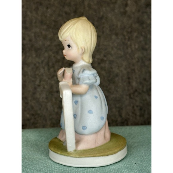 Lefton The Christopher Collection Birthday Girl Age 7 Figurine Vintage 1982 - Picture 2 of 5